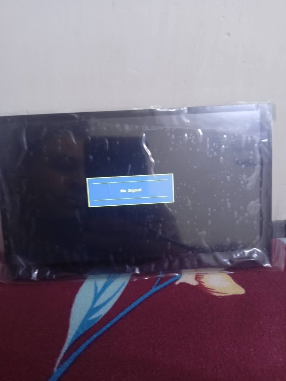 شاشة LCD جوكر مخرج HD استخدامات متعددة جديدة غير مستخدمة مع كافة الملحقات السعر 30 قفل مكاني الحسينية مال الراشدية *********** ماعندي توصيل

نص مكتوب في الصور:
- معلومات عن المنتج • نوع الجهاز: شاشة عرض محمولة LCD Display / Portable Monitor. • الاستخدامات الشائعة: متوافقة غالباً مع أجهزة مثل رابييري باي (Raspberry Pi) أو كشاشة عرض ثانية للميني بي سي (PC Secondary Screen). إذا كنت تريد مساعدة إضافية، هل يمكنك توضيح: • رقم الموديل أو المواصفات المكتوبة على ملصق العلبة؟ • ما الذي ترغب في معرفته أو توصيله بالشاشة؟