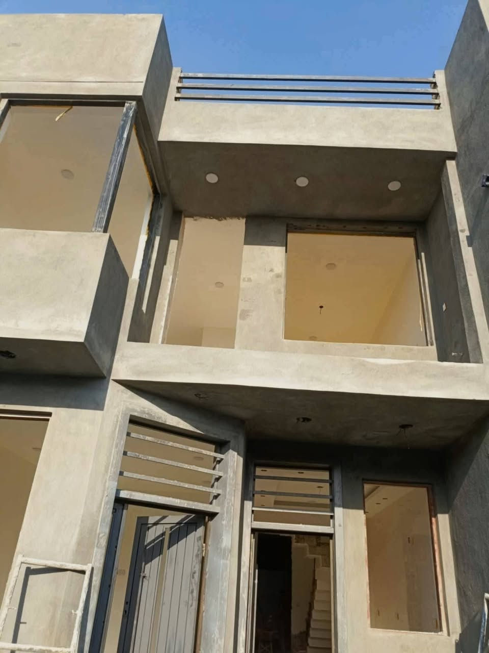 لبـــــــــــاخ متفرغ حالـــــــــــياً 
كافه انواع اللبخ استلام مهندس أسعار مناسبه والتزام بلعمل 
استلام هندسي سكني حله متواجد نت او واتساب 
***********
