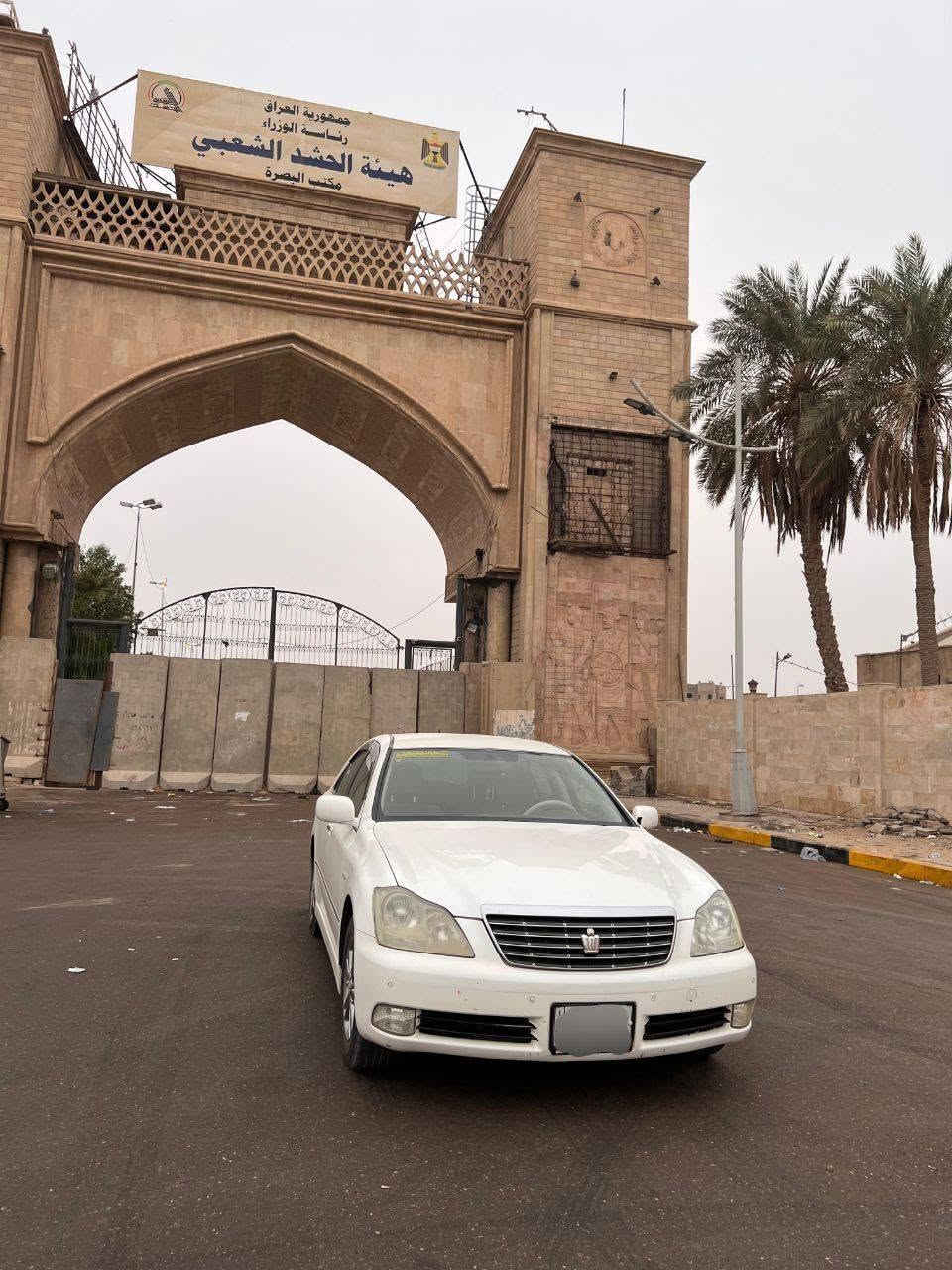 السلام عليكم شاهينه 2005.     «للبيع»
متومه شمالي انكليزي  خمس بصمات "كصتين "
✅3 دكم 
✅شاصي 80
✅رصاصي +اسود  
✅تحكم استيرن 
✅برده خلفيه 
✅نظام ترحيب عن قرب 
✅كامره خلفيه 
✅مري شفط
✅شاشه كبيره 
✅مثبت سرعه 
 
هواي بيها مواصفات معروفه شاهينه بمواصفاتها 
السعر ٤٠ وبيها مجال او مراوس بسياره حسب قناعه مكاني بصره 
للاستفسار رقم ***********
