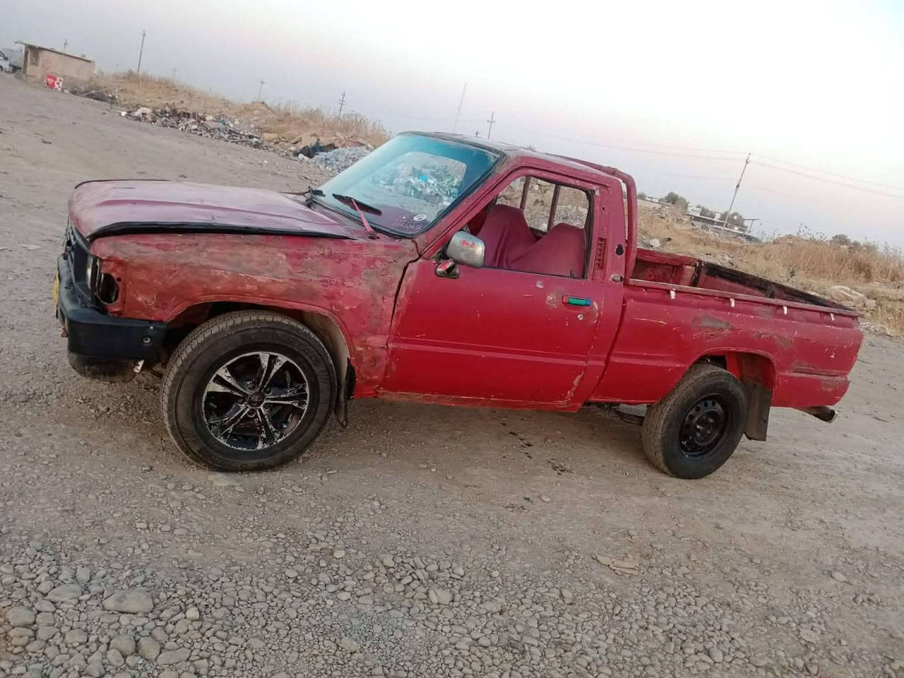 بيكم تيوتا موديل 85 كير ومحرك شرط والكشر جدام العين  السعر 12 وبي مجال العنوان كيارة اتصل ***********
