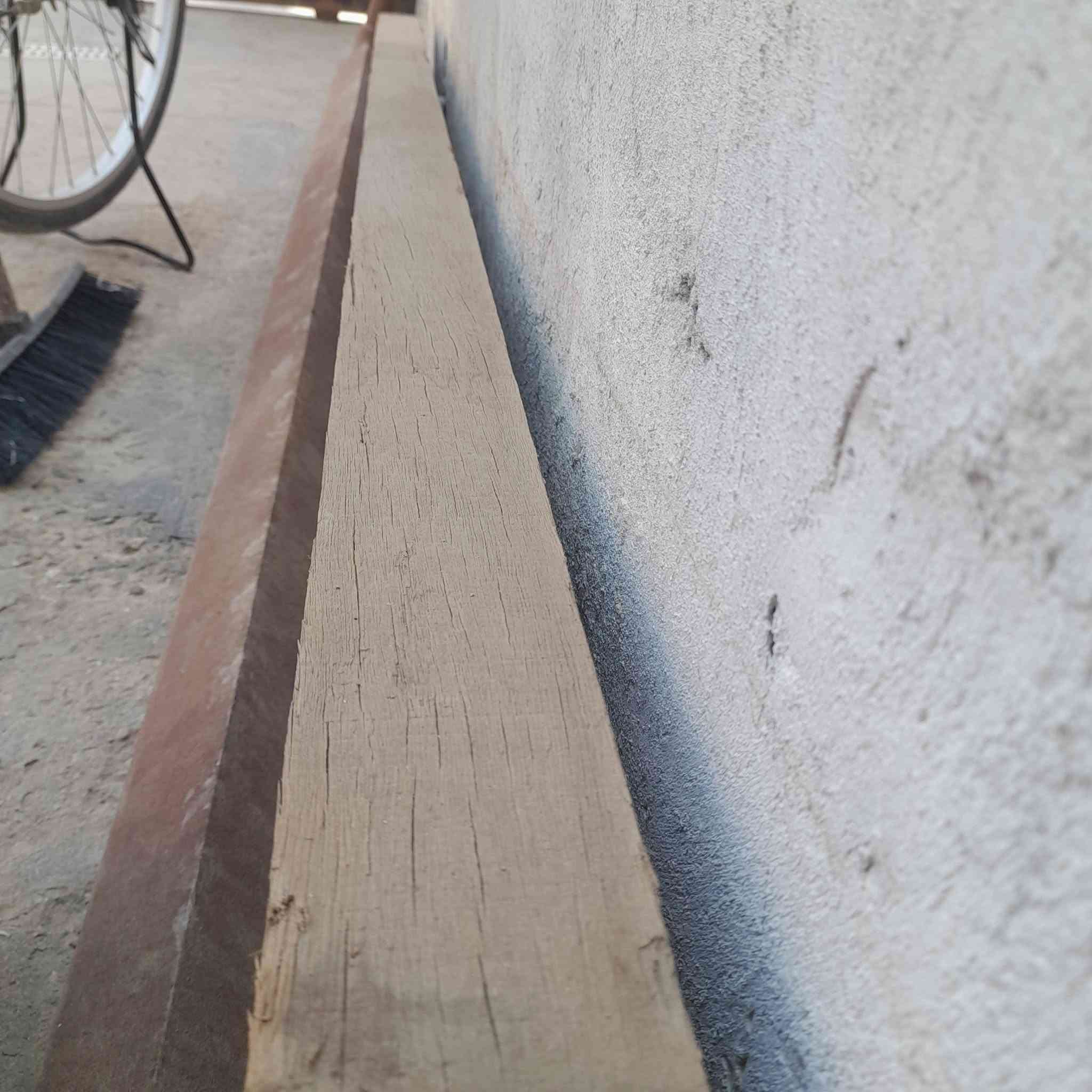 خشبات • نجف • للبيع