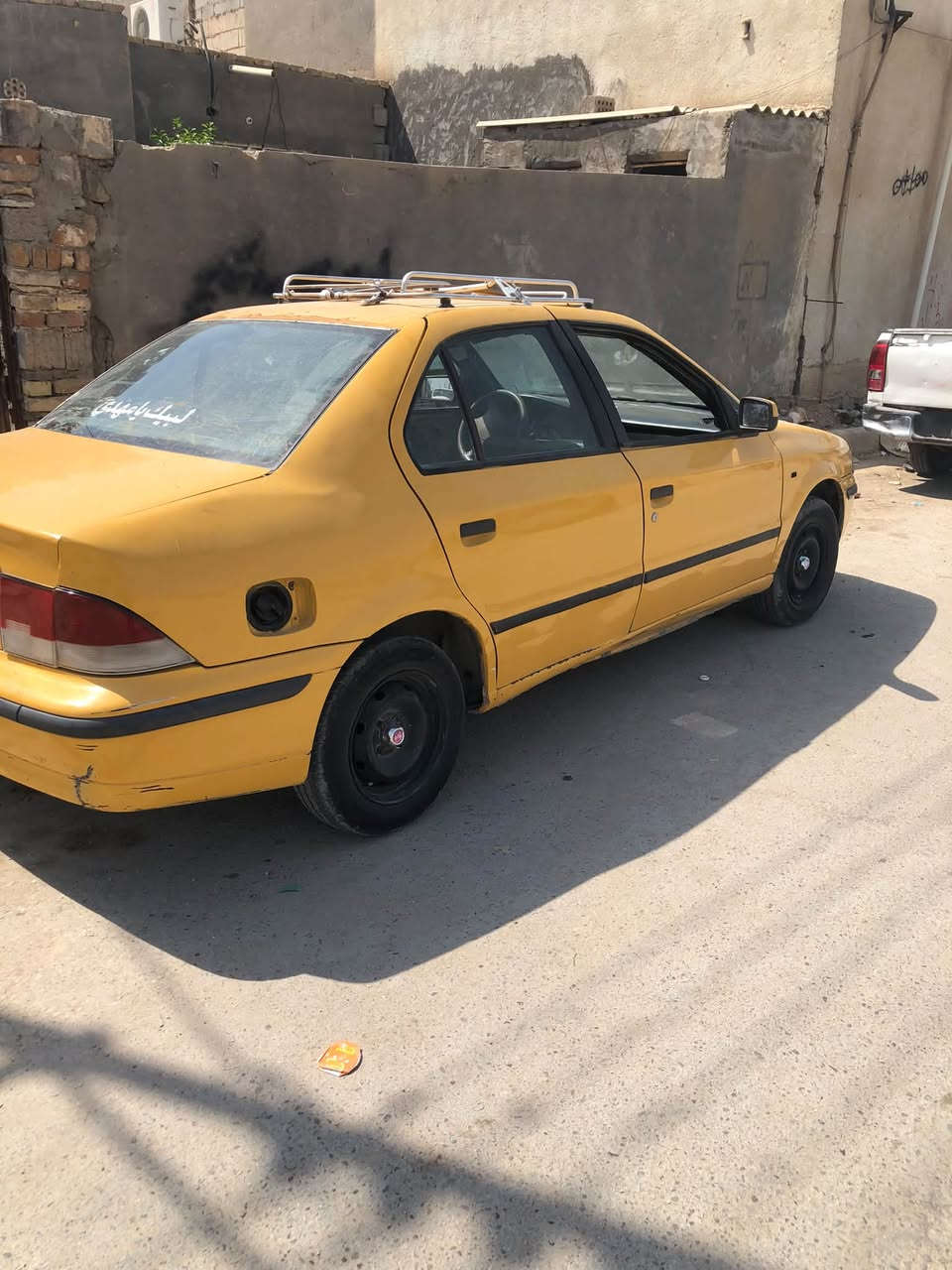 سلام عليكم سمند للبيع موديل ٢٠١٠ رقم بغداد عندي رقم صاحبها مايرد ع موبايل ابيعك مابيها راعي كير واكسن كفالة المحرك بي ضعف تخم تاير كهربائيات كلها شغالة سعرها ١٠ ورقات قفل قفل قفل رجاء وبدون احراج سعرها هذا من لاخير مكان السيارة كربلاء لاستفسار لاتصال ع الرقام 
***********حسن
***********ابو حسن
