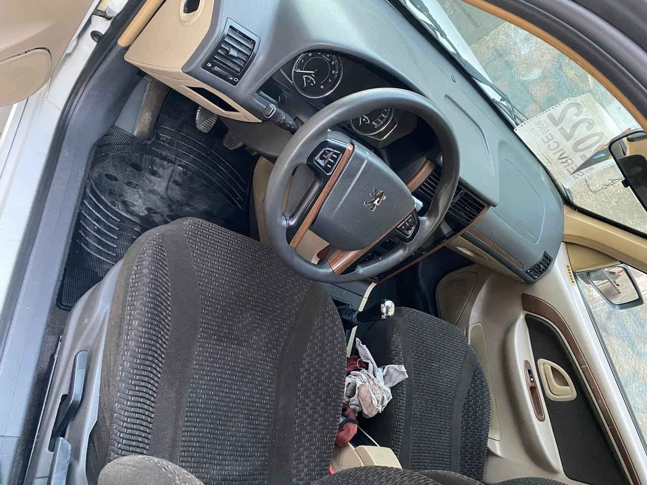 بيجو باص بسمي حرا سبير مانزل تخم تاير تخم وياله  منصيه دوشامت صندوك بيه بارد بل باب ورا سايق  بنيد مصبغو لين حترك باتري شراي يخابر***********
