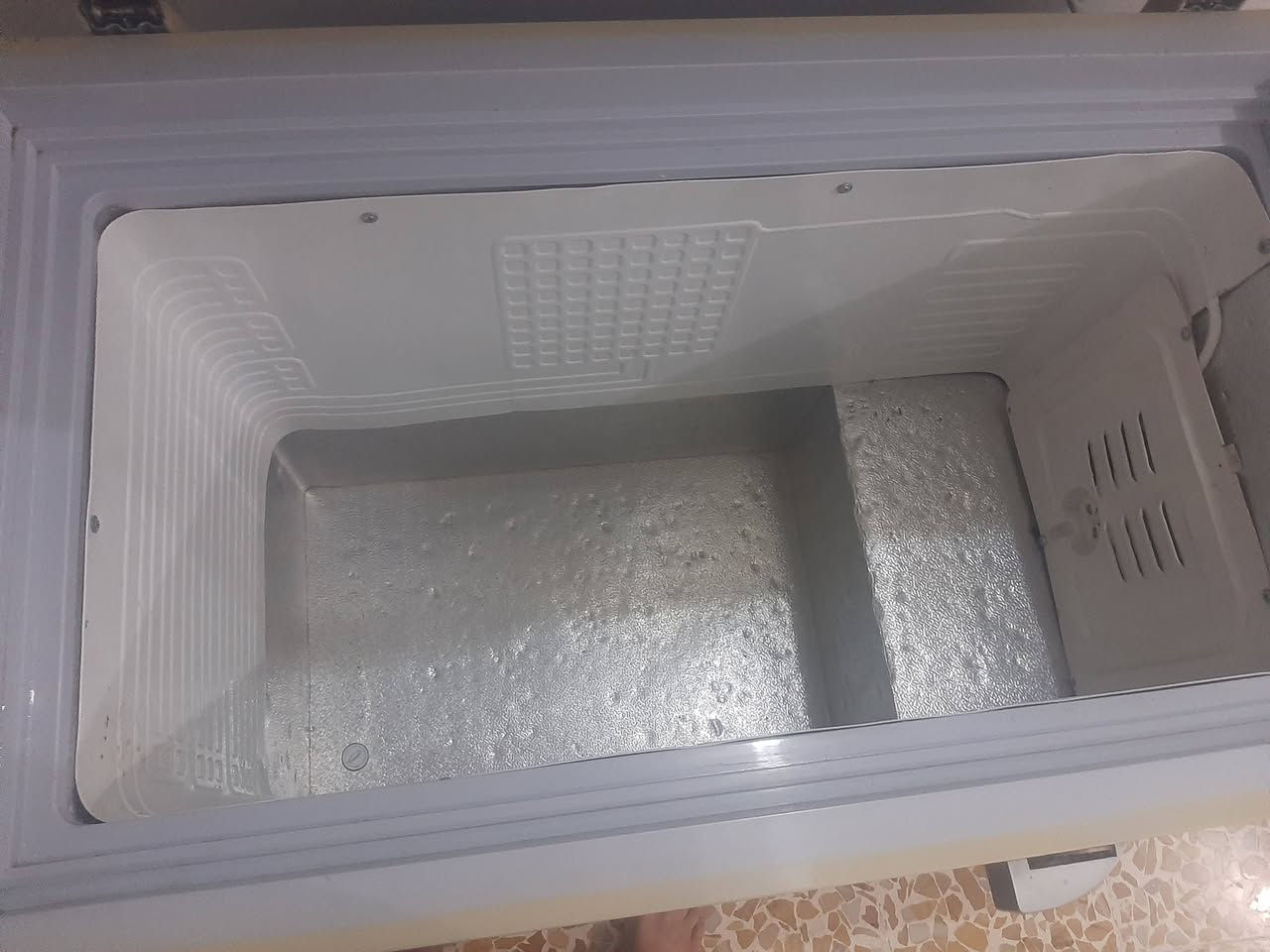 مجمدة للبيع السعر ٧٥٠٠٠ الف للإستفسار ***********
