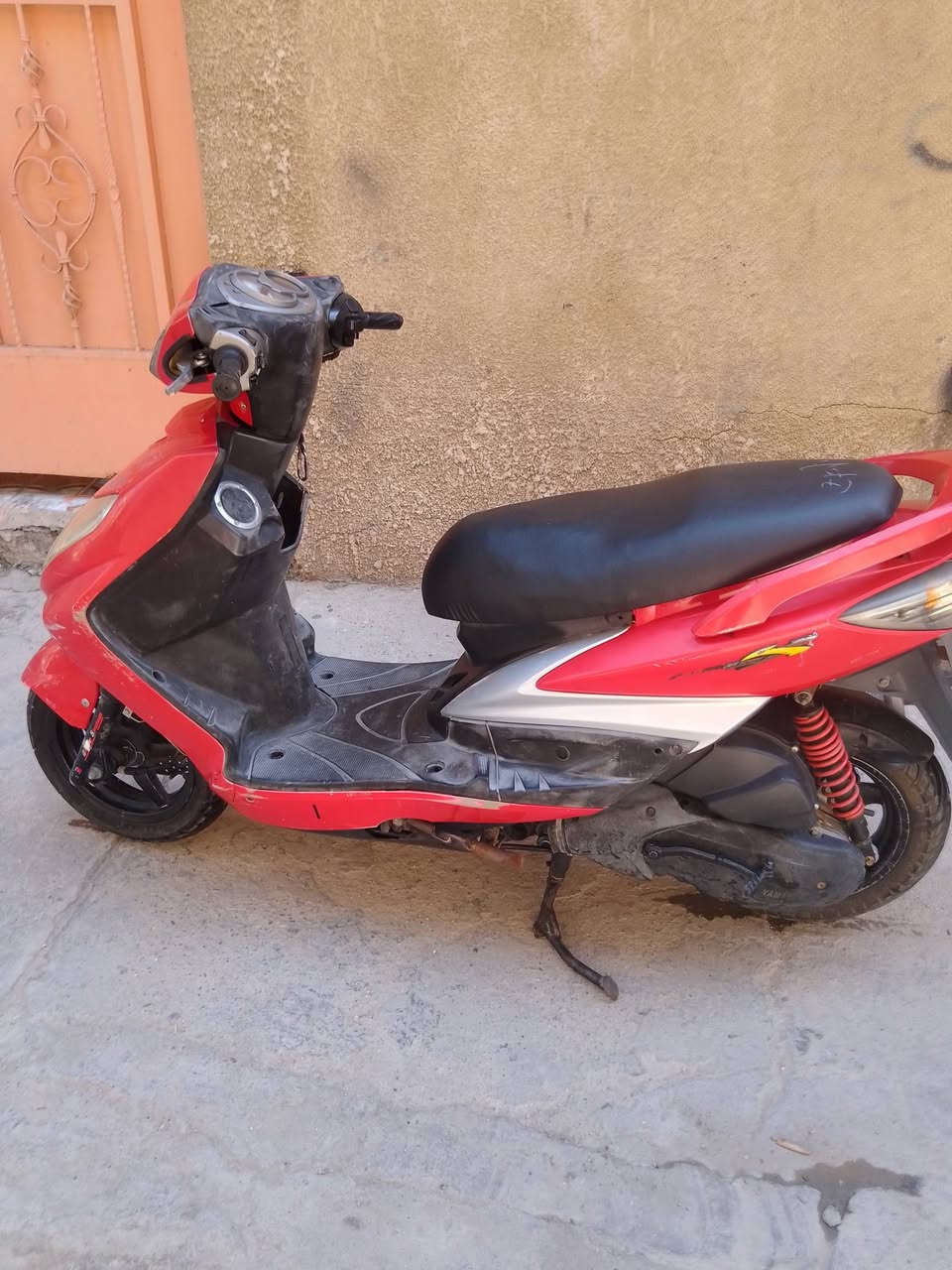 سكنس فحل نوزل لاتبخير ولا  دخان كامله سلف  هندر شغاله كامله مكينه حلوه  جاااااااهزه
بغداد صليخ 
السعر550
***********

