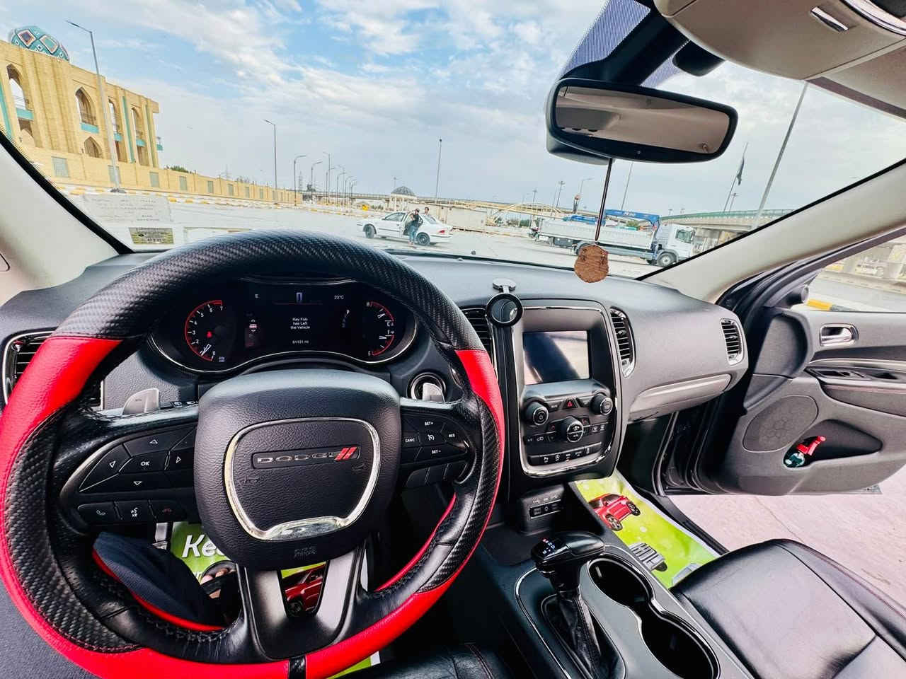 دودج دورنكو GT 2018 
محدثة 2023 للجمالية
ماشية 65mi

المواصفات :
•المحرك V6 3.6 تبديل الدهن كلة درجة أوله 
•المقاعد الامامية والخلفية تدفئة 
•الستيرن تدفئة 
•المقاعد الامامية تحكم كهربائي 
•مقعد السايق خزن ميموري
•المقاعد الخلفية VIP 
•حساسات خلفية 
•مانع تصادم خلفي 
•تبريد 3 قطع 
بعد مواصفات الGT معروفة ✨

ملاحظة: السيارة وارد امريكي وصور الحادث مثل ماموضحة عدكم حادثها بسيط طاك ايرباك البرد فقط
اما بالنسبة للتحديث فقط لجمالية للاستفسار مراسلة او الاتصال على الرقم :
***********
