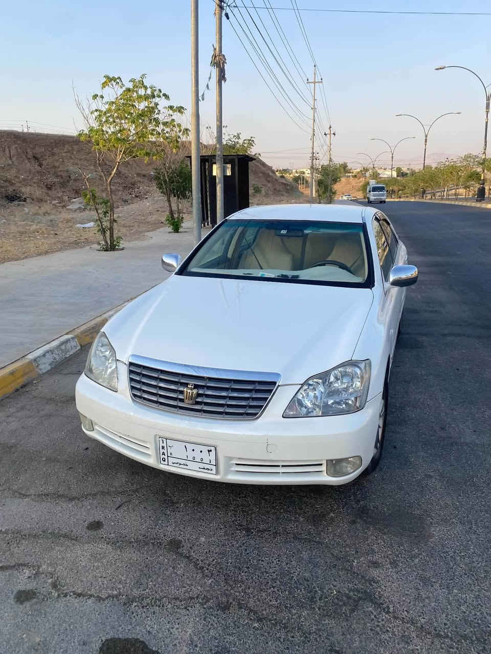 بەناوی خوای گەورە و میهرەبان
شاهینە ٢٠٠٧
مووس
 ڕۆیاڵ
مەکینە گەورەی
 گێر گەورە
 ١٨٢
ساج مەلەکی 
ناو زەرد 
ویلی نەوتی
٣ دوگمە
پەردە 
ئاوینە کارەبای 
کوشن کارەبای
سوکان کارەبایی
لایت ناوچە کویر
گێر و مەکینە بەشەرت
بۆیاخ بەشەرت 
بەس شوین موسەکانی بۆیاخە
***********
