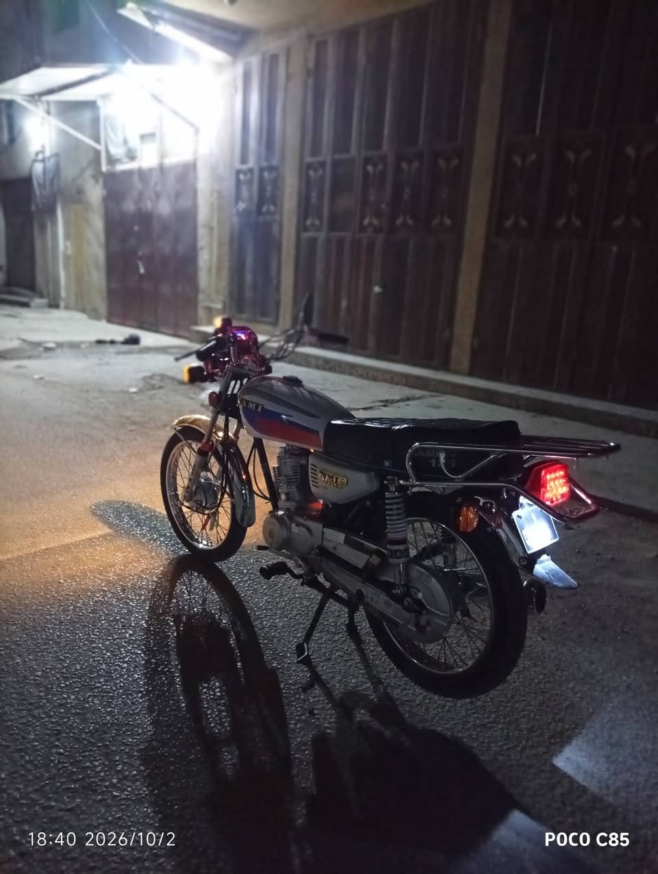 سلام عليكم دراجه نامه طبق الاصل شلامجه مديل 2026 ما صارلها 10ايام من انزله دراجه جديده تجي تشوف بعينك  مكفوله من اي شي السعر 900قفللل مو شراي لا يراسل رقمي *********** مكاني حله باب الحسين

نص مكتوب في الصور:
- 18:42 2026/10/2 POCO C85
- 18:41 2026/10/2 POCO C85
- 18:40 2026/10/2 POCO C85
- 18:42 2026/10/2
- POCO C85