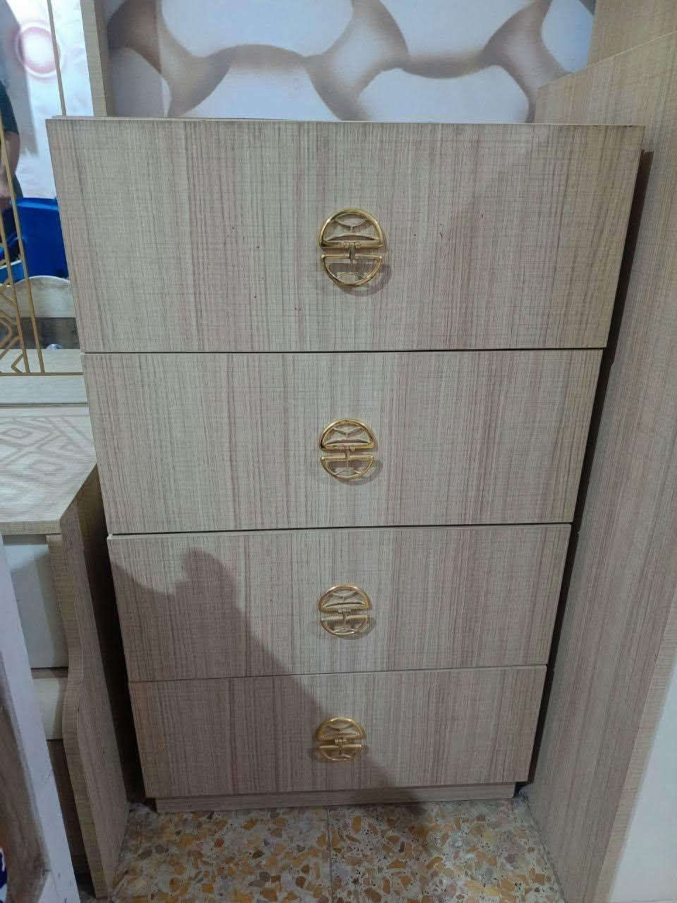 للبيع مستعجل ***********

