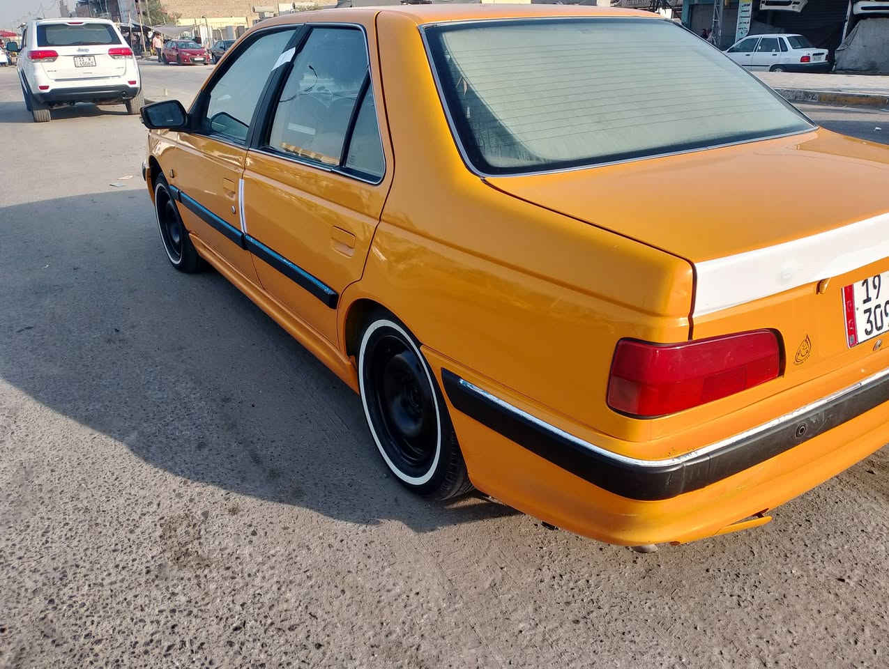 بيجو بارص موديل 20
كير مكينه مكفولات 
تبريد تدفى 
حداديه 75 
تحكم ستيرن 
شاشه حساسات
دوشمه
سياره بسمي شرط تحويل
مكان الحله 
***********
السعر 62 وبيه مجال الطيبين
