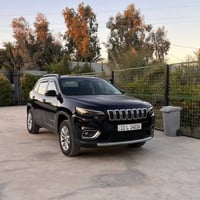 شيروكي ٢٠٢٢ • ٢٠٠٠ تيربو • اسود