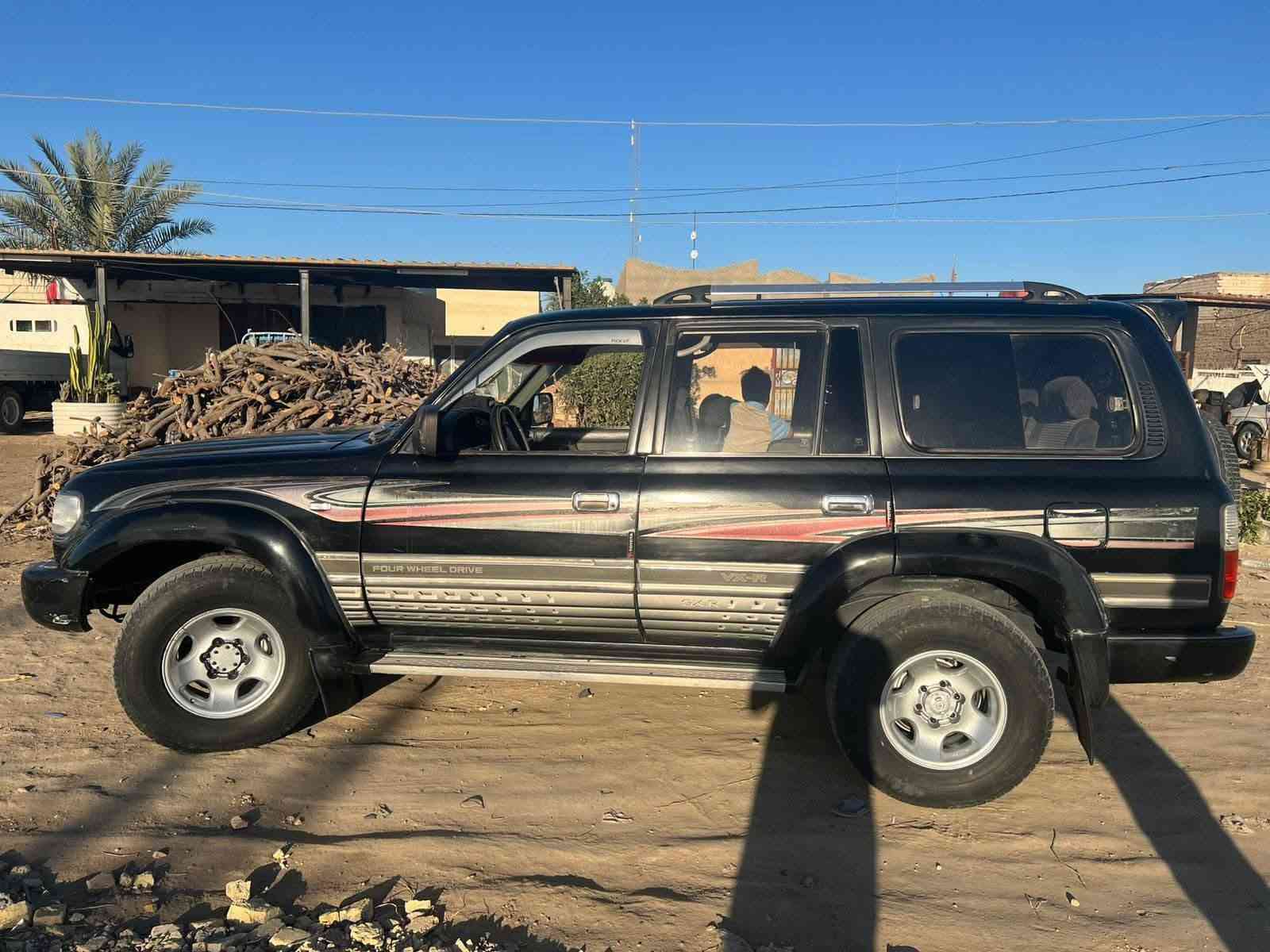 للبيع
لاندگروز ليلى علوي موديل 1993 گير أو محرك  مكفولة محرك كابريتة 6سلندر دبل تانكي تبريد قطعتين شغال فتحة سقف حدادية جديدة سنة جديدة مداور ثاني يوم رقمه نينوى 

العنوان الديوانيه الحمزه الشرقي لمعرفة السعر والاستفسار

***********
