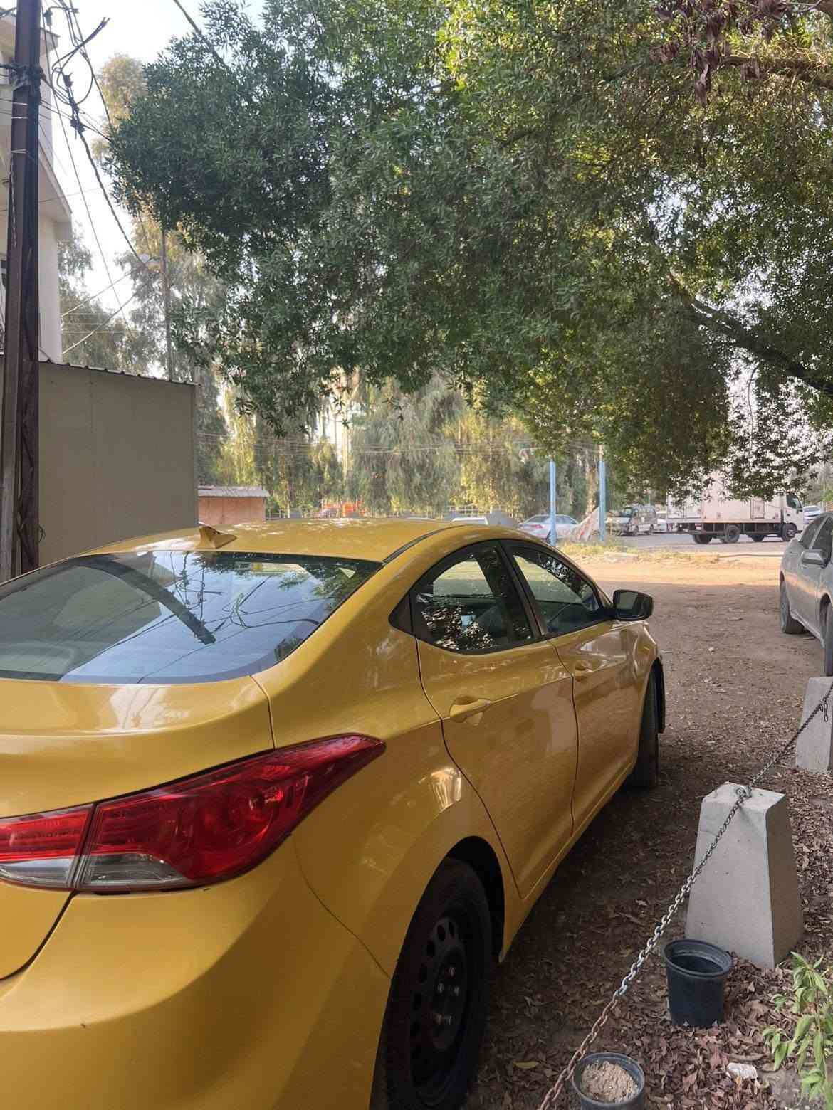 سلام عليكم النترا البيع موديل 13 وارد أمريكي حادثه جاملغ وبنيد بدون كل دواخل شواصي الغود حوض  كفاله شخط مابيهن كير مكينه حداديه تخم تاير تبريد منظومة جديدها ثلج كله جديد سنويه 28 بسمي تحويل ثاني يوم  مكينه 2000دوش لاتبخير ولا تنقيص سياره جاهز الاخير ماشيه 200 حقيقي السعر 78وبيه مجال بسيط متوازي مكان حله للاستفسار ***********
