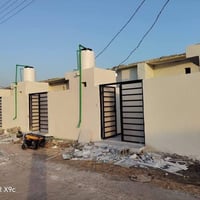 بصره شط العرب • ١٠٠م • جاهز للسكن