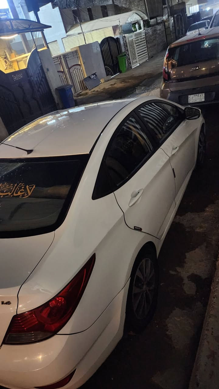 ❗️❗️For sale / للبيع
اكسنت 2015 خليجي 
محرك 1.6 
تبريد ممتاز 
كهربائيات كاملة 
تخم تايرات جديدة 
نظام eco 
حدادية جديدة 
الكير والمكينة بحالة ممتازة 
فول مواصفات باستثناء الفتحة 
شاشة كبيرة تحكمات سترين 
رقم انكليزي 
السيارة بأسمي 
ماشية 116 الف 
السيارة نظيفة جدًا 
السونار مرفق بالمنشور  
السعر 109 وقابل للتفاوض . . 

واتساب/ ***********
متواجد صباحًا إلى ساعة 11 
ومساءً بعد ساعة 10
