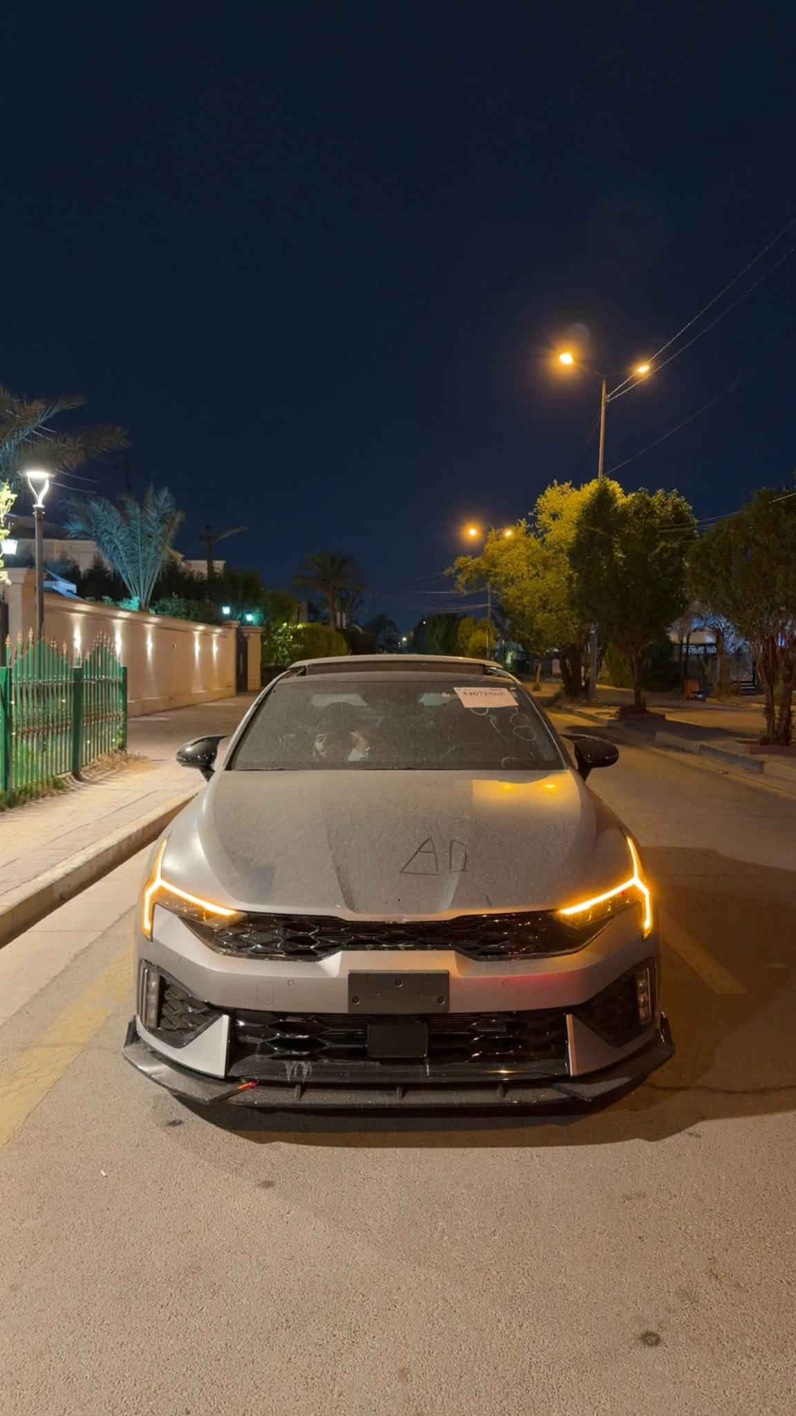 السلام عليكم
🚧للبيع كلين 🚧

ملاحضة السيارة وارد امريكي فول 1/1

🍁🍁سيارة دخول جديد حتّ ستيكرات الشركة بعدة بداخل السيارة 🍁🍁

سيارة k5 موديل 2025

لون بلادي سلفر مات 

جيتي لاين  فول مواصفات

المواصفات

بانوراما

صندوق كهرباء 

حساس خلفي

حساس جانبي

رادار امامي

رادار خلفي 

رادار جانبي

داخل جلد احمر 

تدفئة بالمقاعد

لايت زينون

شاشة كار بلي 

عينه الكتروني 

كامرة خلفية 

تشغيل عن بعد

محرك 2500 

وباقي المواصفات معروفه

ماشيهim18 
 
ملاحظة:اكو رصعات 2بل جاملغ لامامي 

مكان السيارة :- بغداد حي العدل 

رقم الهاتف***********
