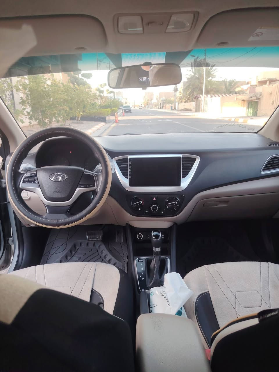 @السلام عليكم اكسنت خليجي موديل 2019 رقم سليمانية الجديد السيارة مواصفات قطعتين تبريد محرك 1600 محرك وگير مكفولات برغي ما مفتوح بيهن صدر لوک قطعه صبغ بس و السونار مرفق ويه الصور السياره تتعب ودكول جديده والسياره جديده بمعنى الكلام ماشيه, 100گ والسياره أحلى من الصور والسياره متحط عليها لو ألف  وشرط التحويل المكان الفلوجه حي الضباط قرب جامع المدلل السعر 110 وبيه مجال بسيط حک الجيه  الاتصال على الأرقام ***********
***********
