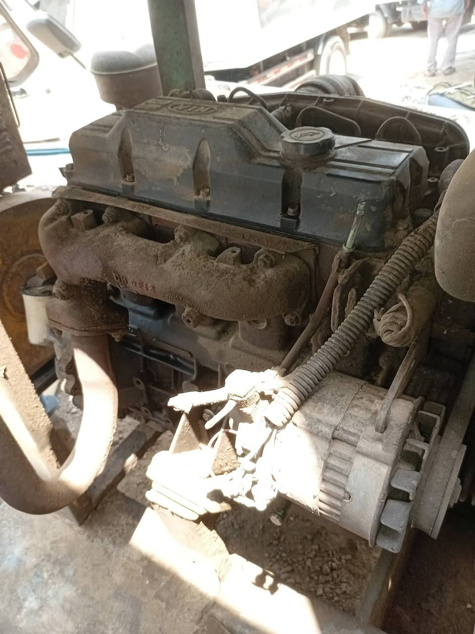 للبيع مولدة كيا 3000 كلش نظيفة جاهزة لاصرف ولاتبخير راس التوليد 30 كي في ثري فيز 120 امبير السعر 13 ورقة العنوان بغداد للاستفسار الاتصال على الرقم  ***********
