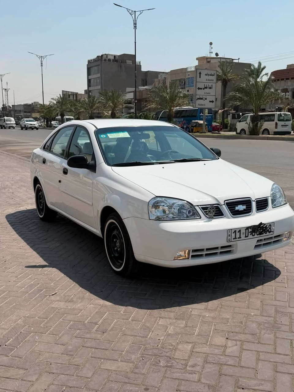 السلام عليكم شباب اوبترا موديل 2004 شركه عامه خليجيه مير عادي ماشيه 157 حقيقي مكفوله من الضربه والتبديل فقط صبغ هالات و دوسات كير ومحرك صارلي 3 اشهر من شادهن تبريد ثلج صدر امامي خلفي جديد تخم تاير خط ابيض مدوشمه عام حراري لايت العالي منظومه زنون وانطيك تأري زيرو رقم بغداد بسمي جاهزه عل آخر حبايه مال جناي مامتعوبه للشراي *********** ابو مسره مكاني بغداد
