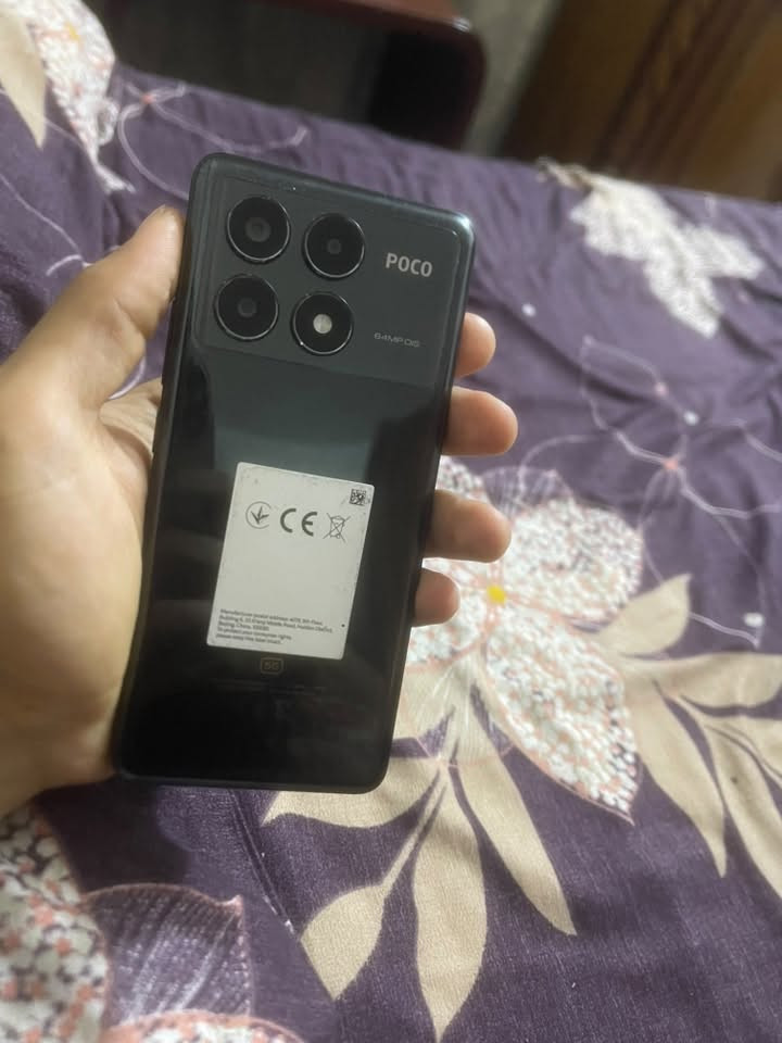 بوكو x6 pro 5G للبيع مستعمل ذاكره 512 رام 12 جهاز نضيف مثل ما موضح بلصور ومكفول من سماعات وسبيكر ومكفول من صيانه سعر جهاز ٢٧٥ الف بي مجال بسيط للطيبين

مكاني البياع للتواصل واتساب ***********
