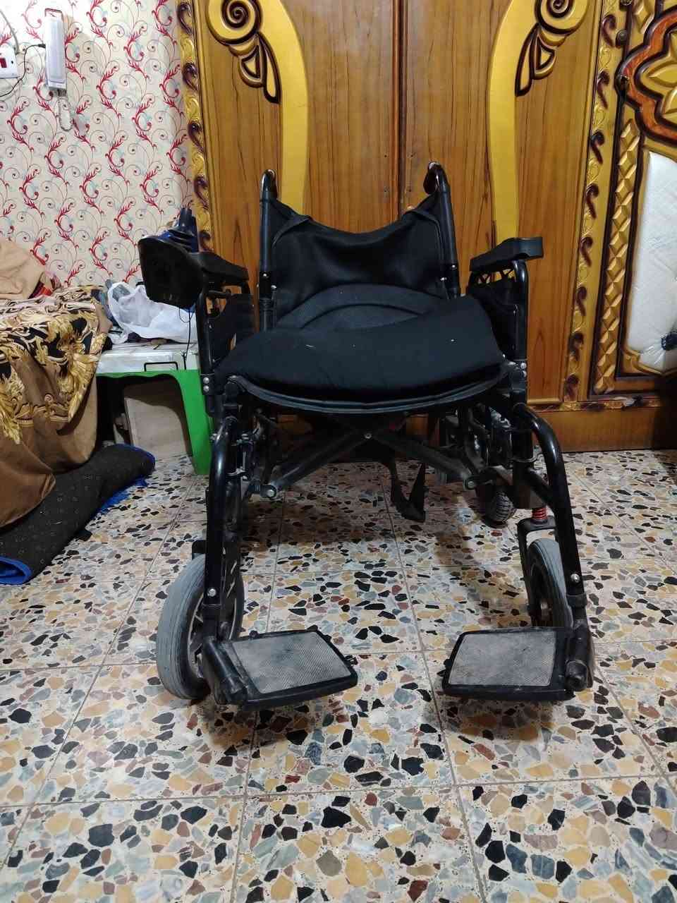 عربانة شحن و دفع 
مستعمل نظيف جدا
تتحمل وزن 150 كيلو
السعر 350 الف 
واتساب ***********
