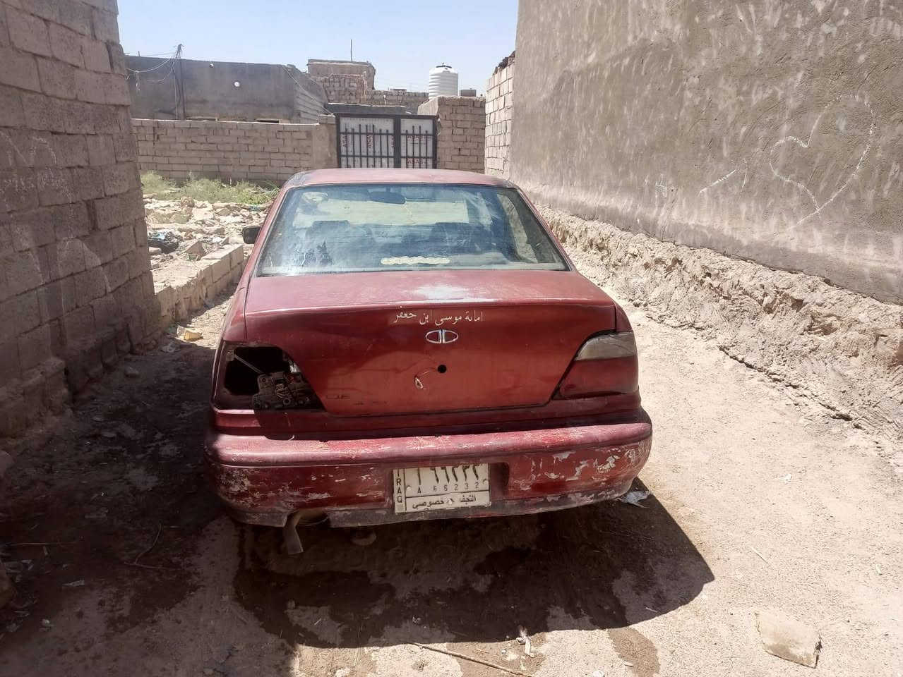 دايو سلو 96 سنويه لل29اصوليه صاحبها يريد مداور  محرك 1600 مابي بخار كشر مابي قطرة كهربائيات بس كيجات وشاير يمنى يسره  جام لايتات يشتغلن  گير اوتماتيك  نمره وحده ما عارضه عل مصلح ب17وبيها مجال قليل عنوان نجف مناذره ***********
