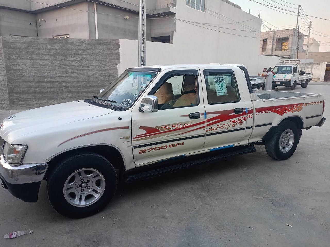 السلام عليكم بيكم دير للبيع موديل 2006 محرك بلاد تبريد رقم دولي اربيل بودي 4 شغاله تخون طيارات جدد سياره حلوه سياره اي نقص ما بيها سعرها 48 وبمجال  سنويه  29
***********
مكان ديالى

