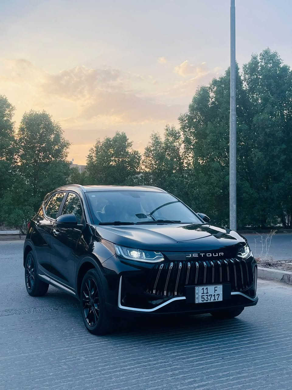 جيتور2026 X50 زيرو ع ايدي ماشيه 2700 زيرو
كفاله من الشخط شرط بأسمي عقد مروري مباشر 

* المحرك: 1.5 لتر تيربو، 4 سلندر

* القوة: حوالي 154–156 حصان

* العزم: 230 نيوتن/م

* القير: أوتوماتيك DCT، 6 سرعات

* الدفع: أمامي FWD

* المقاعد: 5، جلد

* شاشة وسطية + شاشة عدادات رقمية

* كاميرا 360°

* حساسات خلفية

* فتحة سقف كهربائية

* مثبت سرعة

* مراقبة النقطة العمياء

* مساعدة تغيير المسار

* تحذير حركة المرور الخلفية

* 6 وسائد هوائية

* شحن لاسلكي

* Apple CarPlay وAndroid Auto

* تشغيل عن بُعد ومفتاح ذكي

* LED أمامي وخلفي

* Auto Hold وESP وABS

* مرايا كهربائية قابلة للطي

* وضعيات قيادة متعددة

* منقي X50

السعر 21 مليون و600  

للاستفسار ***********
