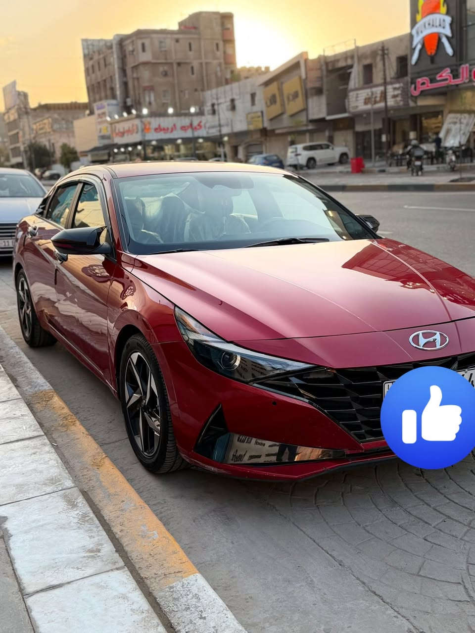 للبيع: هيونداي النترا 2021 (وارد أمريكي)
سيارة بحالة ممتازة جداً وبدون تبديل أي قطعة (ليبل واحد بالكامل).
 * الموديل: 2021
 * الفئة: نص فول
 * المواصفات: بصمة-مود درايف 3 انظمت قيادة-رادارات-تحديد مسار-نقطة عمياء 
 * حالة البودي والضرر:
   * ضرر أمريكا: حافة البنيد فقط
   * / تعديل في العراق: تعديل بارد بسيط (مقدار شبر) تحت قبق البانزين
   * تنبيه: جميع القطع أصلية ولم يتم تبديل أي قطعة بالسيارة (ليبل واحد)
 * المكان: بغداد
 * السعر: 133 ورقة ($13,300) وبيها مجال
للتواصل والاستفسار: ‏***********‏
