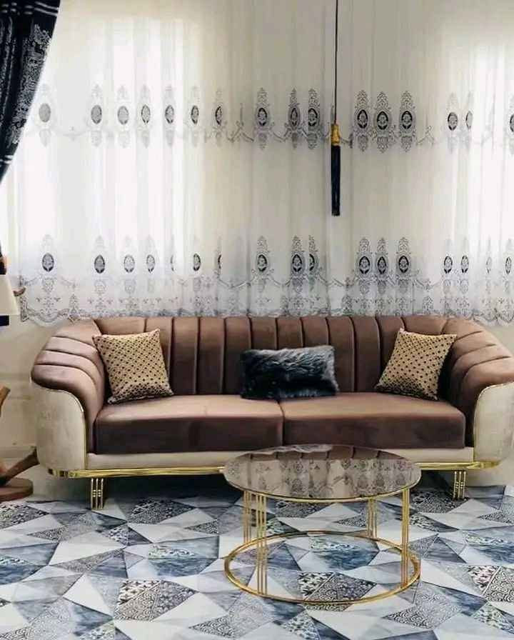 عرض لمدة  اسبوع 😍😍

موديل لولؤه

تخم شغل عراقي موديل تركي عشر مقاعد خمس قطع   قنفتين ثلاثي وقنفه ثنائيه وكراسي عدد 2اضافه  كوشات هديه عدد 6

10مقاعد 
8مقاعد 
7مقاعد 
  5مقاعد 

خمس قطع اثنين كبيرة ثلاثيه وحده وسط ثنائية و كرسيين مع كوشات عدد 6
جميع الالوان متوفره
توصيل متوفر لجميع محافضات العراق 

القاعدة خشب كله بلوك 18مل
القماش چگور قديفه ثكيل او حسب الطلب متوفر انواع الاقمشه 
الاسفنج مميز اول مضغوط علو الاسفج 7سم 

❇️قياسات القنفات ❇️
190سم  القنفه الكبيرة ام ثلاث مقاعد 
150 سم القنفه الوسط ام مقعدين 
75 سم  الكرسي

العمق الكلي للتخم  75 سم عرض المقعد الصافي
ضمان حقيقي للامانه 5سنوات 

❌❌❌لا تدفع المبلغ اذا  اجاك يختلف عن الصورة❌❌❌

للحجز ارسل
الصورة 
والاسم 
ورقمين موبايل
والعنوان
على الخاص بغداد, العراق

نص مكتوب في الصور:
- ALMUHANDIS GROUP ***********_***********