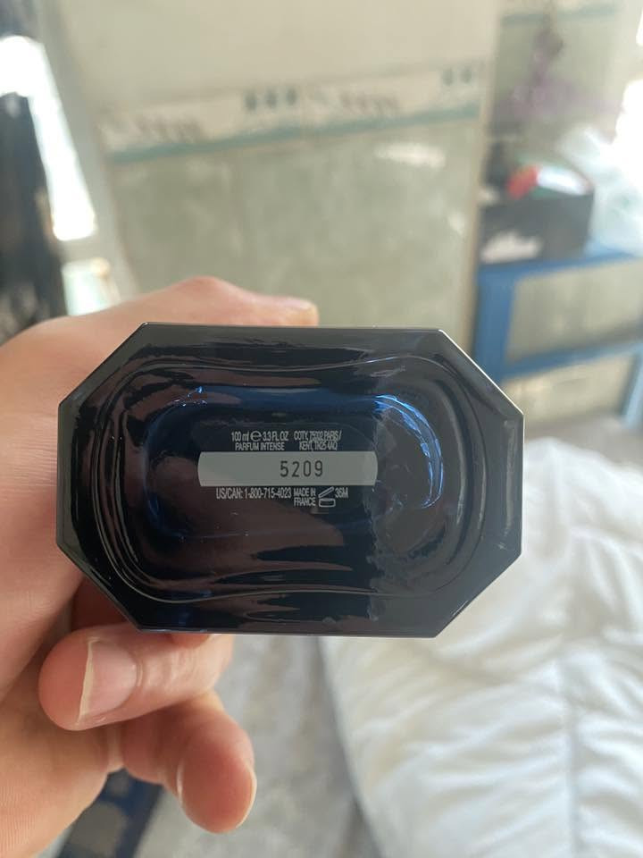 عطر سوفاج 60 مل
دافيدوف 100 مل 
سعر الاثنين 170 الف قفل 
اربيل بختياري 
*********** واتساب 
ملاحظة اذا العطور مو اصلي تاخذهم بلاش ولله
