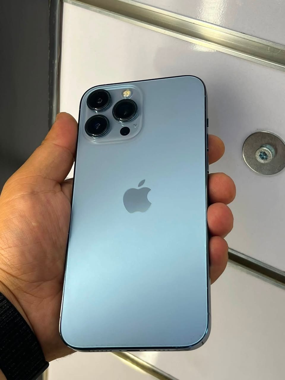 🥇iPhone 13📱Sierra Blue
" ايفون 📲13 برو ماكس

" اللون سمائي

" بطاريه 🔋80

"نضافة الجهاز 100‎%‎

" ذاكره 256 

جهاز ( دبل سيم )za

"مكفول كفاله عامه من فتح وتصليح وتر بروف ضد الماي 

السعر / خاص او اتصال ما اذكر سعر 

العنوان / موصل حي السكر

للتواصل / *********** -*********** 

واتساب او اتصال عل رقم

 واذا ماعجبك الجهاز تاخذ الاحسن منه يارب
