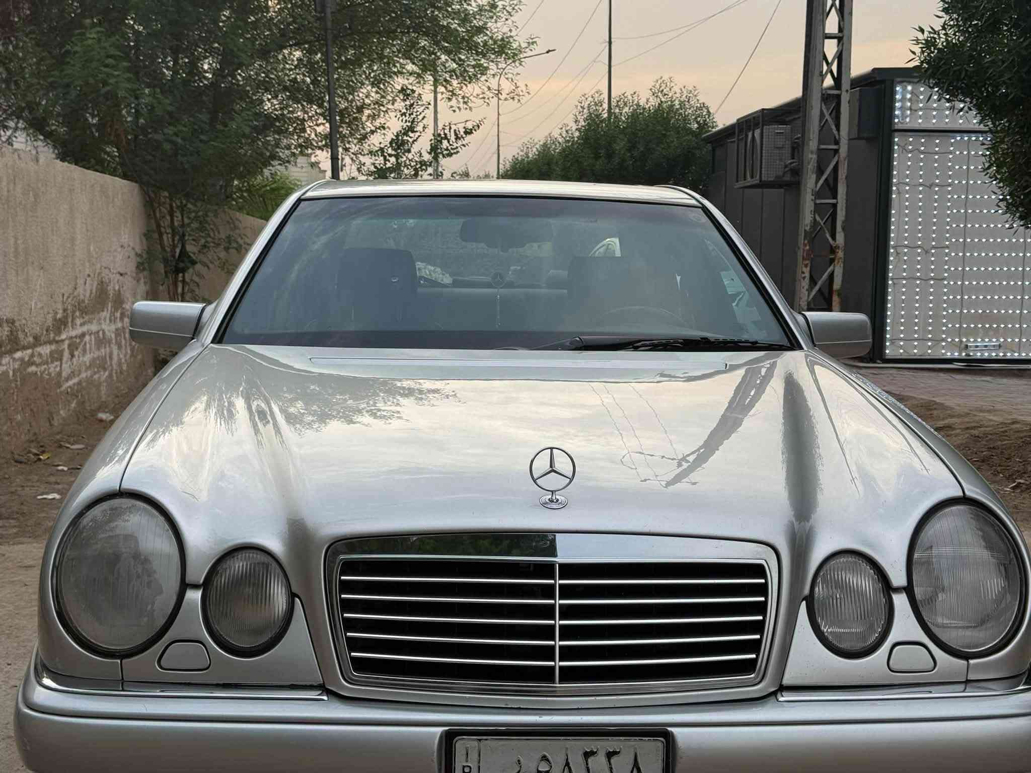 مارسدس ١٩٩٧ • ماشيه ١٦٧٠٠٠ • باسمي