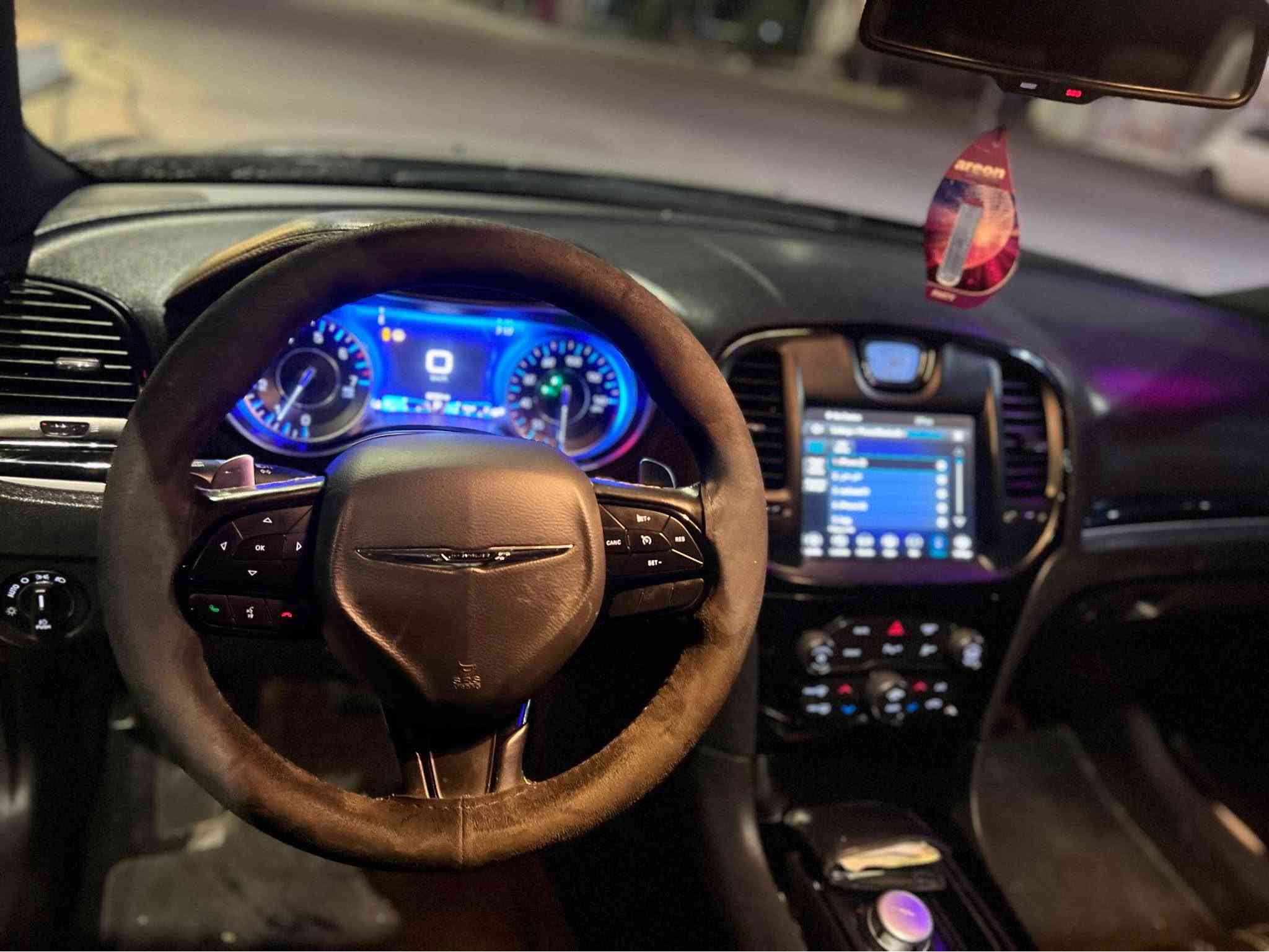 كرايسلر 300s • ٢٠٢٢ • اربيل
