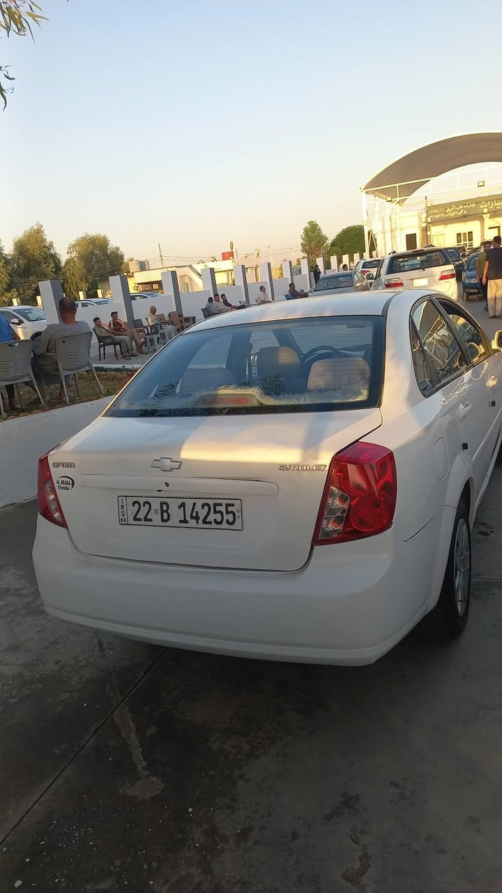 اوبترا 2008 بيها قبق الصندوك
سعرها 70  وبيها مجال***********
