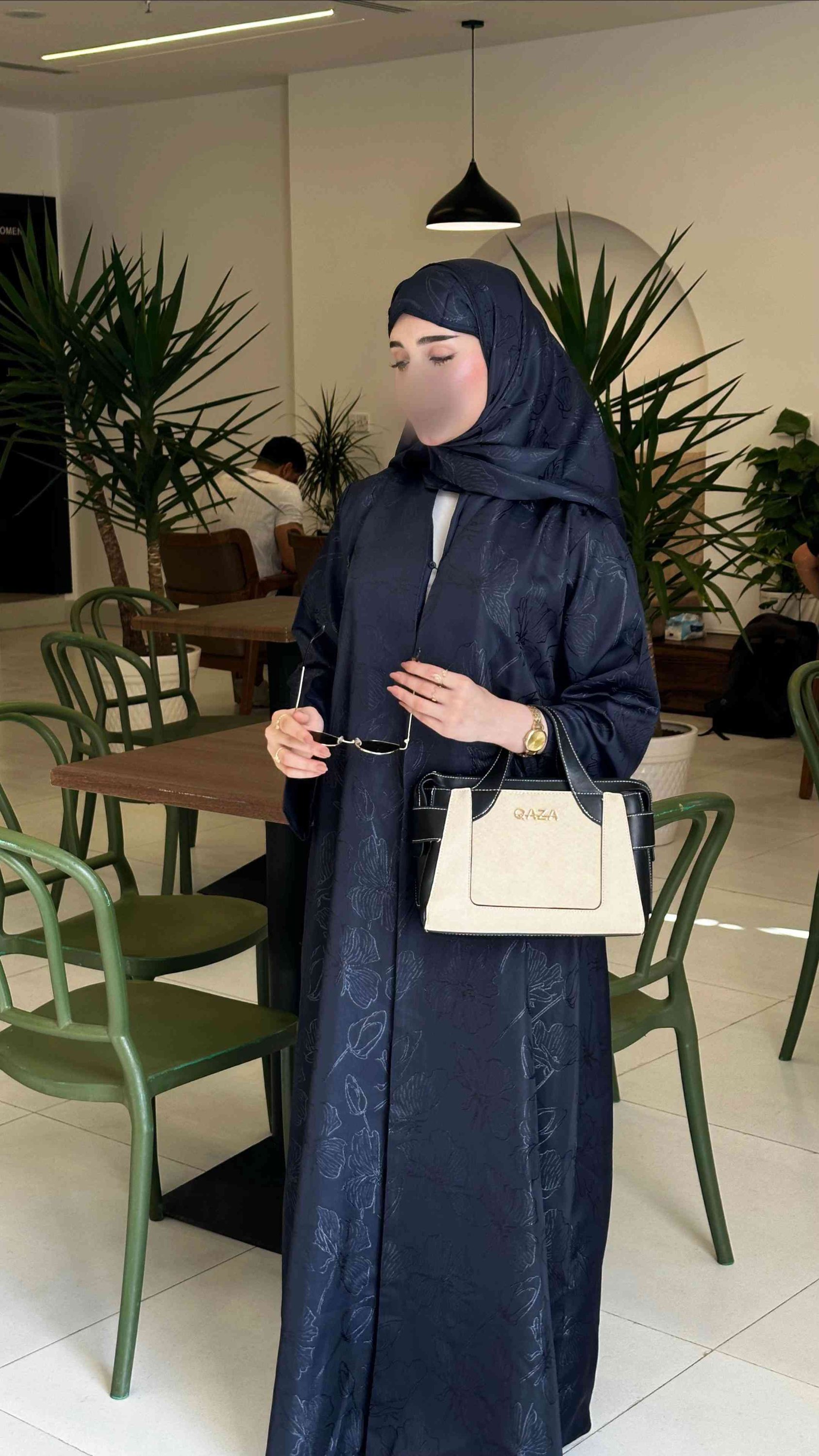 للحجز واتساب *********** #رفل_للعبايات 
