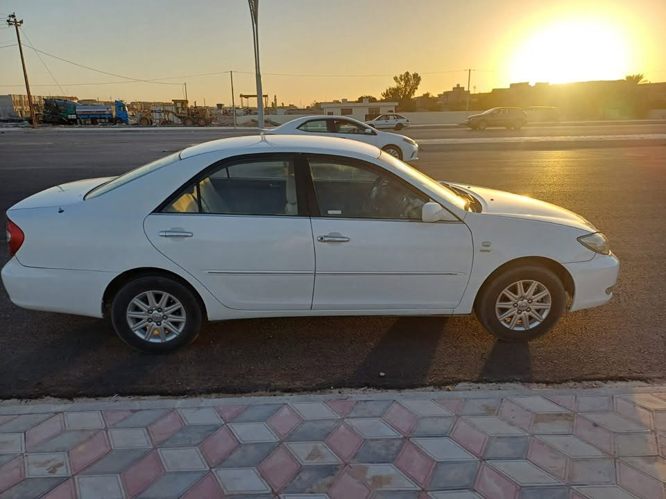 للبيع فقط كامري موديل 2004 خليجي  
رقم دهوك بسمي سنويه لل2030  سياره جاهزه 
ضررها فقط الجاملغ الخلفي بدون دواخل السعر 90 وبيها مجال للشراي  مكاني تكريت رقمي ***********
