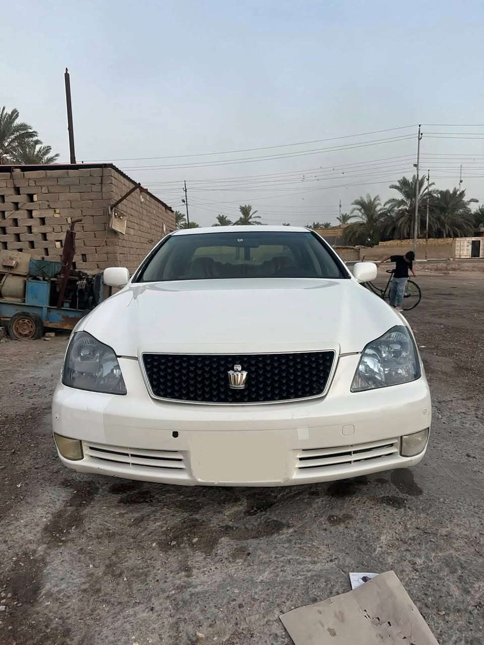 السلام عليكم للبيع فقط 
كراون شاهينه 2007 اثلت رياضي ادوات ادوات بدون رقم كصه قماره فقط 3 دكم شاصي 180 كير 6 نمر الجبير شاشه كامره خلفيه تحكمات استيرن جهتين تحكمات خلفيه برده خلفيه جام اوتو وحساس مري شفط لايت زنون بلاد دوار بصمه رصاصي حساسات  جاهزه للاخير مابيها نقص برغي 
مكان بصره قضاء المدينه سعر 44 وبي مجال كلش بسيط 
***********
