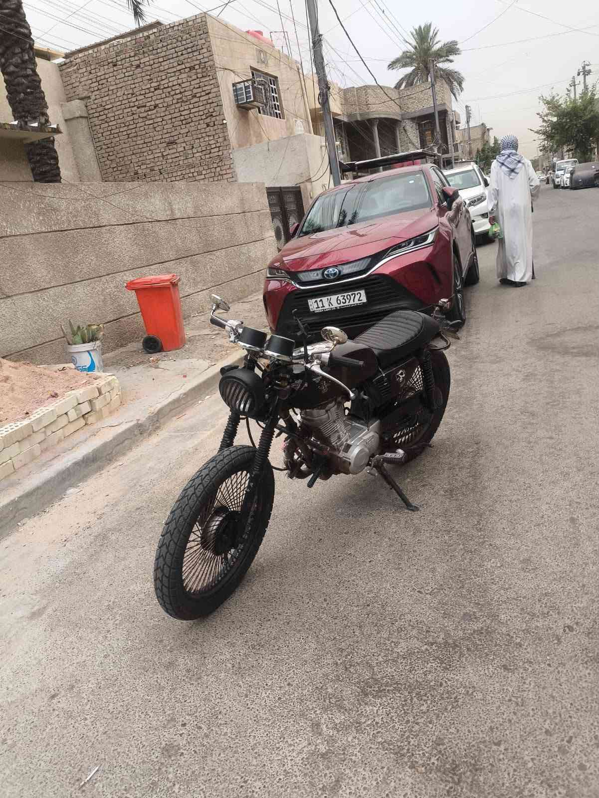 سلام عليكم دراجه للبيع هوندا تي ام اكس دراجه نضيفه مكينه بلاديه ما مفتوحه صالنصه رياضي دراجه حلوه شلعه معدل التواصل على هاذا الرقم ***********
