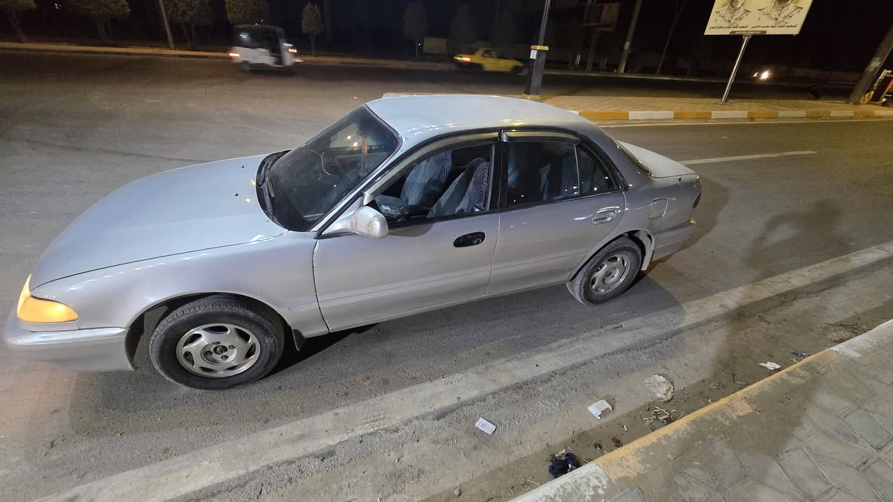 سوناتا تو 
موديل 1993 كير عادي مكينه مفتوح تبريد شغال مصبوغه حزام للجماليه بيها قطعه وحده تخم تاير سنويه ل٢٩ صدر امامي خلفي جديد كير ومكينه مكفولات
 العنوان ديالى بعقوبه 
الاستفسار ***********
