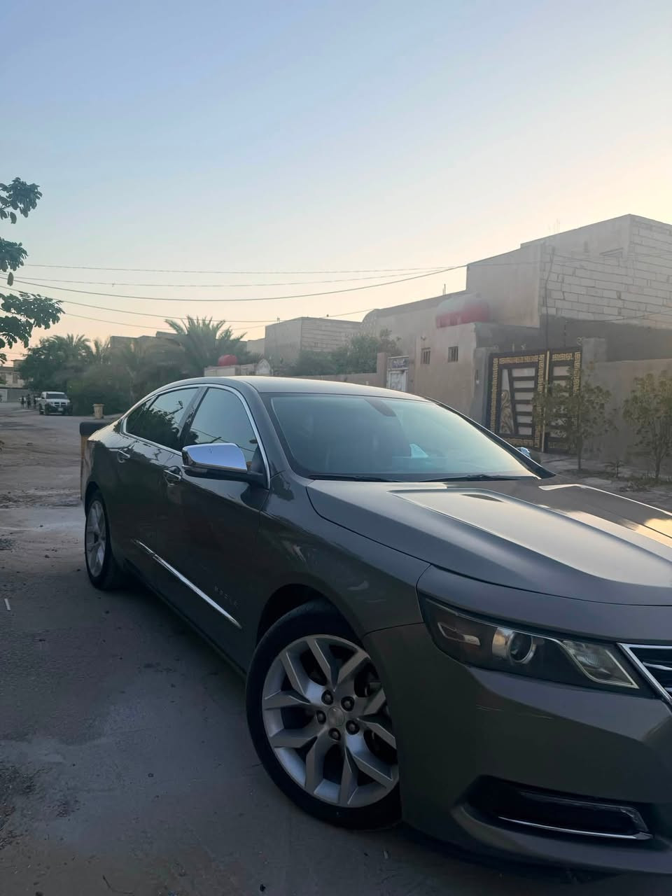 السلام عليكم
تواجد السياره / النجف 

الموديل /:- 2019

المسافه المقطوعه /:-  160k

حجم المحرك /:- 6 سلندر 

 شوفرليت امبالا  2019 محرك ستة سلندر وارد امريكي مواصفات فول عدا الفتحه فئة     (Premier ) .

المواصفات /:- 

كشنات جلد 

كامره خلفيه  

تشغيل عن بعد شغال السياره

سايد بريك كهرباء 

كشنات امامي كهربائي 

قاصه متحركة 

بصمه ابواب ٤  يعني الابواب الامامي والخلفي بصمه 

صندوق بصمه 

لايتات زينون منضومه جديده 

شاشه وسطيه لمس  

اضواء ترحيب عند فتح السياره 

سستم سماعات

تحكمات ستيرن كامله

كروز سرعه 

كير اوتو وكير عادي 

مرايات جانبي كهرباء 

شرط التحويل والغرامات 

ملاحظه//السيارهً معمره او مناقصه شي تخم تايرات جدد منظومة تبريد كامله حداديه كامله وره وكدام السياره ع ايدي او مامشتمه غير البانزين المحسن .

رقم بغداد بأسمي 

الحادث /:- 

مرفق صورة الحادث 

السعر   /:-135  . 

شرط التحويل والغرامات .

التواصل فقط  عل رقم الموبايل رجاءا /:- ***********

