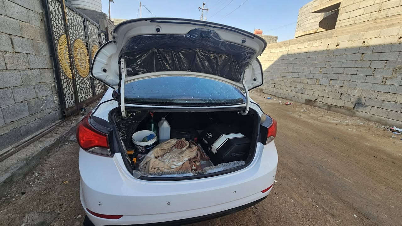 ***********
انتره GLSخليجي سبورت الرياضي لي مايتحصل 
 موديل 14  محرك 2000 دوش
كير 6 نمر
مكانه بصره جزيره 
مكلف بنشره 
سياره مفوله الاخير

