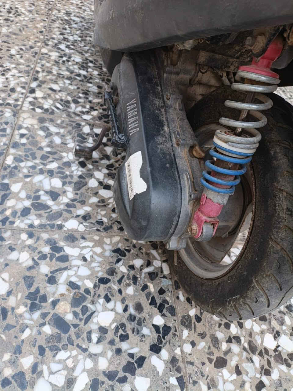 دراجه بطه بلاديه تك سكليتر نضيفه حيل نكره سلف سعره 250 وبيه مجال بسيط
‏‪***********‬‏
