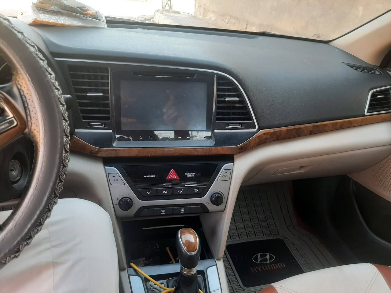 النترا 2019 خليجي فئه السوبر
مكينه 2000 دوش 

فول مواصفاات
بأسمي
رقم ميسان سونر مرفوق 
السعر ١٤٦/ ***********
