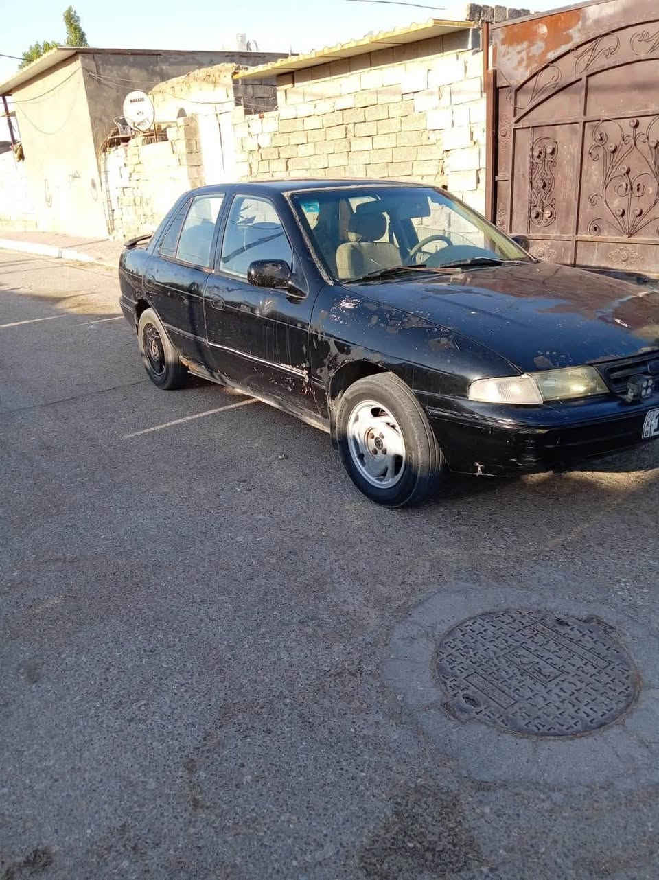 السلام عليكم 
للبيع كيه سيفا موديل 93 سنويه لل 31 بسمي  مكاني واسط كوت السعر 25 وبه مجال ***********
