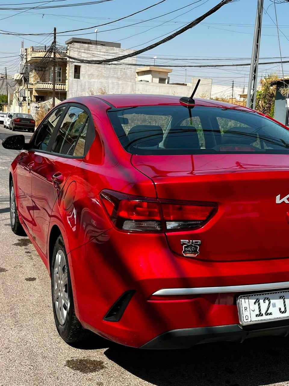 كيا ريو 
موديل 2023
اللون: دم الغزال 🩸 
سياره نضيفه وضع شركه 
ماشيه 17 الف ميل فقط
مواصفات نص فول 
الضرر : بابين اليمين مبدلات شركه باعتبار كلين
رقم نينوى مسطره الجديد 
السياره باسمي شرط التحويل
السعر :127 وبيها مجال 
للاستفسار الاتصال على الرقم: ***********
