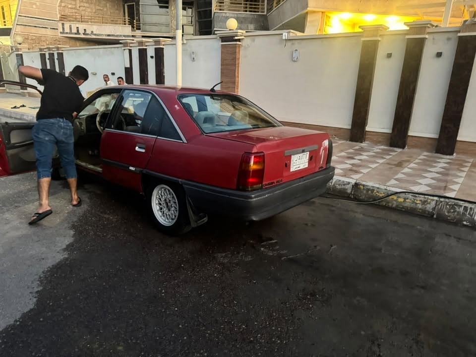 للبيع اوبل اوميكة موديل 89
بلادية مابيهة صبغ سيارة خير من الله 
مكان الانبار فلوجة 

‭***********‬
