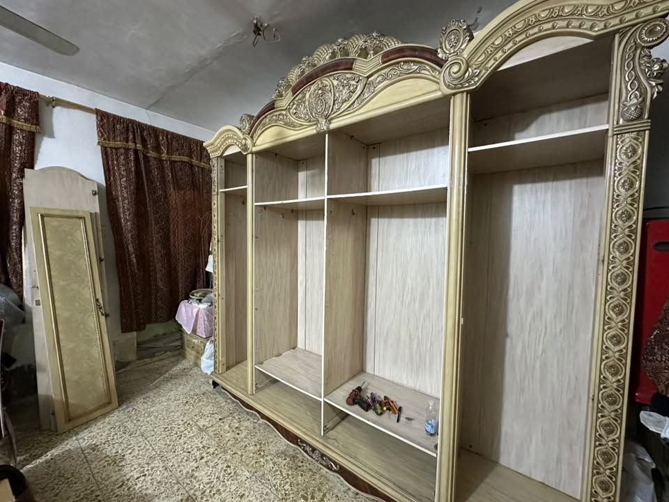 غرفة نوم ملكية • ماليزية • مستعملة
