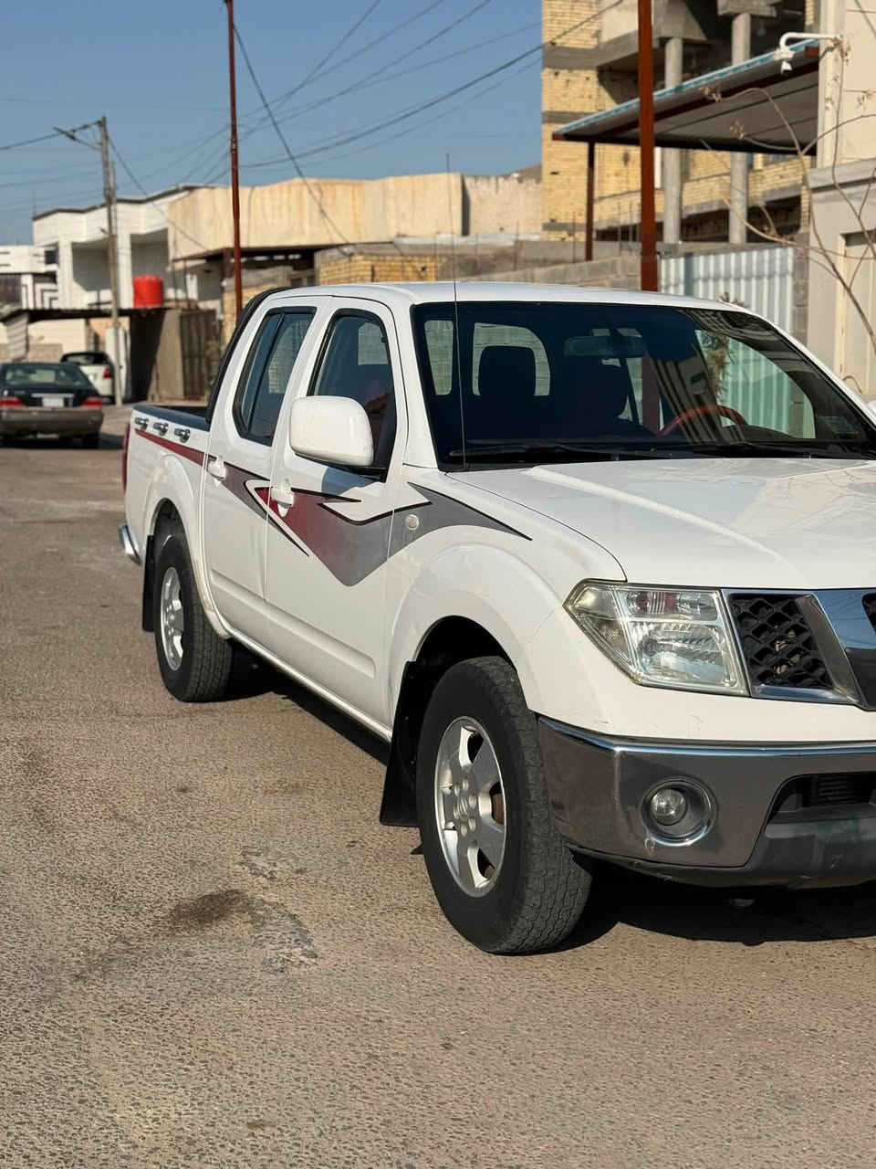 سلام عليكم للبيع نيفاره مديل 14 رقم بصره تحويل مكفوله من الصبغ ولضربه ولتبديل مكينه لاتبخير ولاتنقيص حداده جديده طخم تاير جديد تبريد ثلج السعر 115 مكان السياره بصره قضاء المدينه للاستفسار ***********
