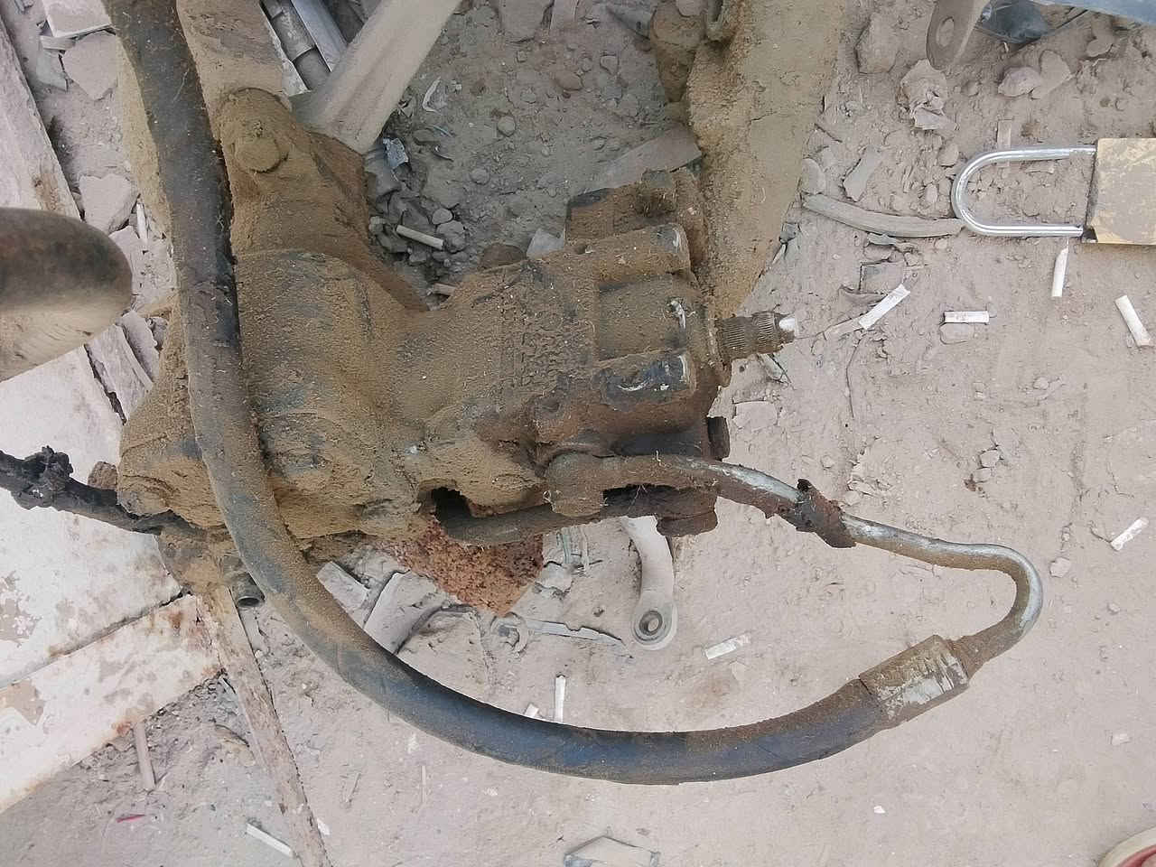 السلام عليكم
نواعم خفاش 
موجود كاردن 730 جديد 
موجود اكسن 730 جديد
موجود جعمقة ميكانيكي 
موجود عبار و بريشر 
مشط كهربائي شغال جوزه تشغيل 

مكاني ديوانيه غماس 
***********
